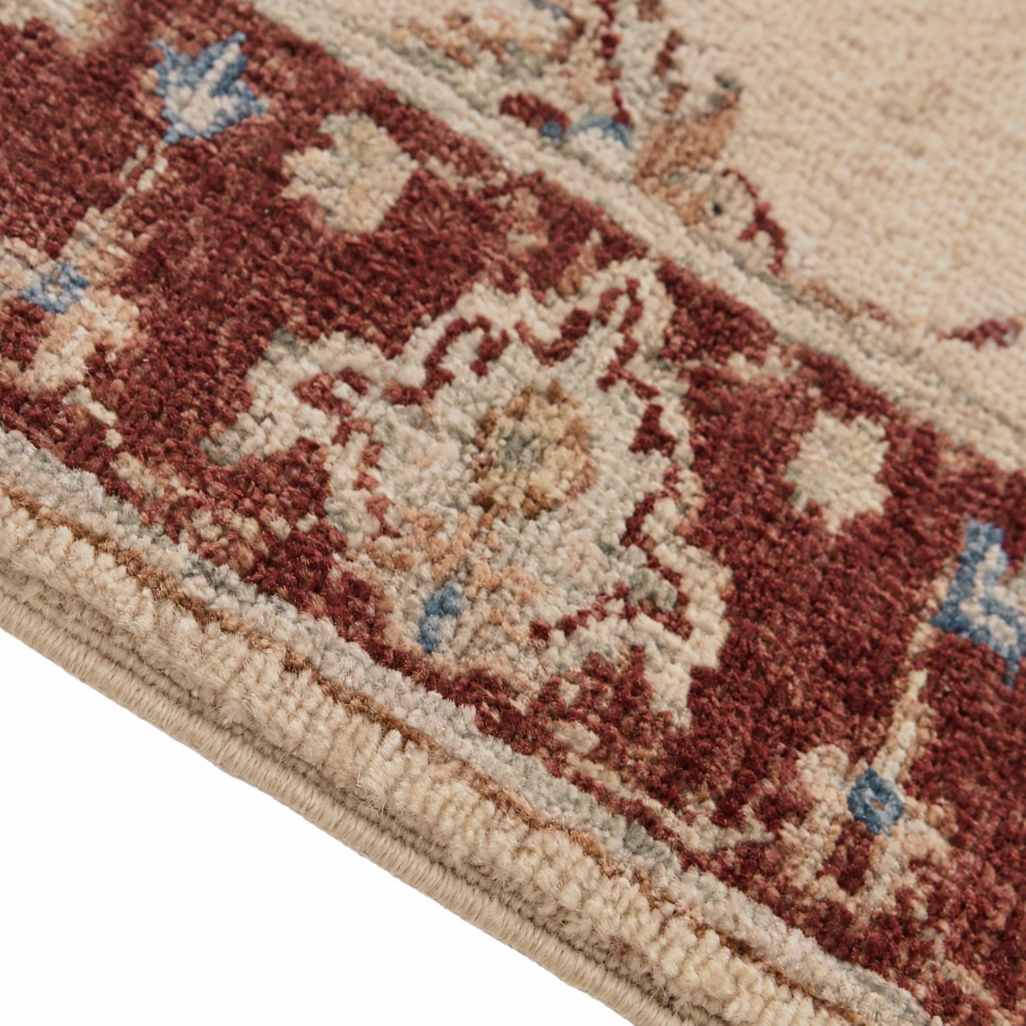 Detail image 8 of 12: 2' x 2' 9 Hand Knotted Ziegler Rug
