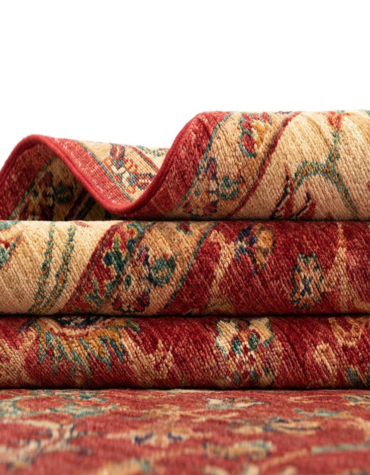 Detail image of 5' 9 x 8' Sara Rug