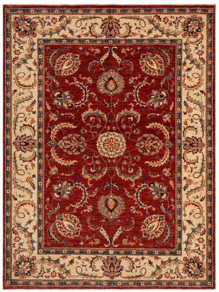 Detail image of 5' 8 x 7' 6 Sara Rug