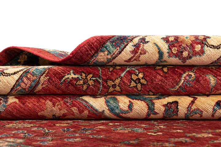 5' 7 x 8' Sara Rug