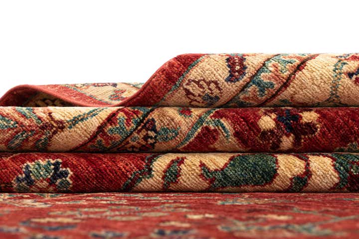 5' 5 x 7' 6 Sara Rug