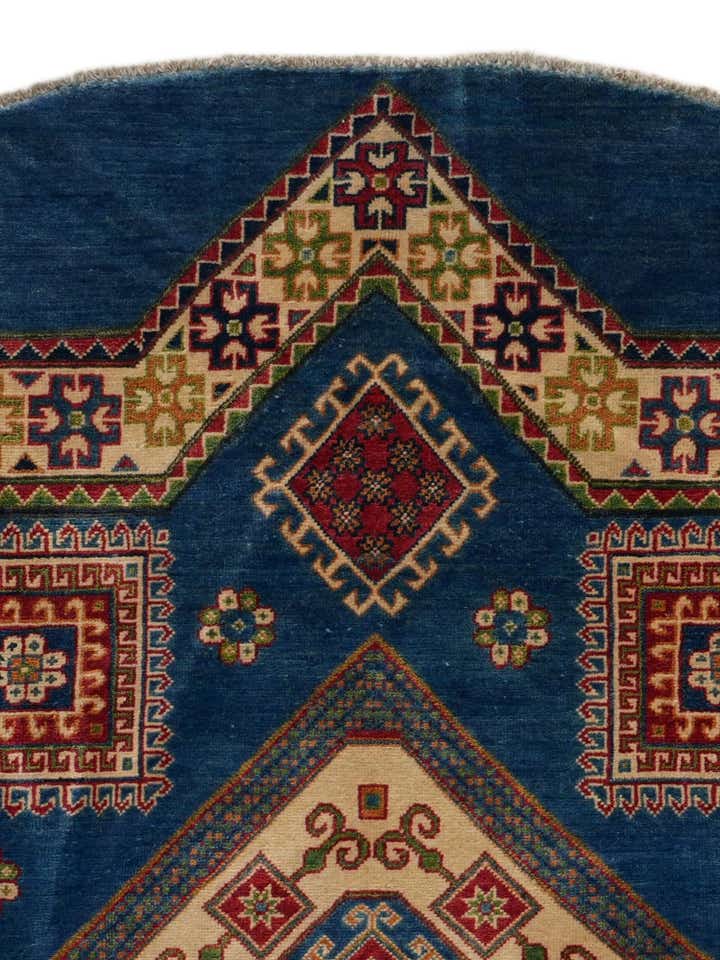 6' 6 x 6' 6 Hand Knotted Kazak Round Rug