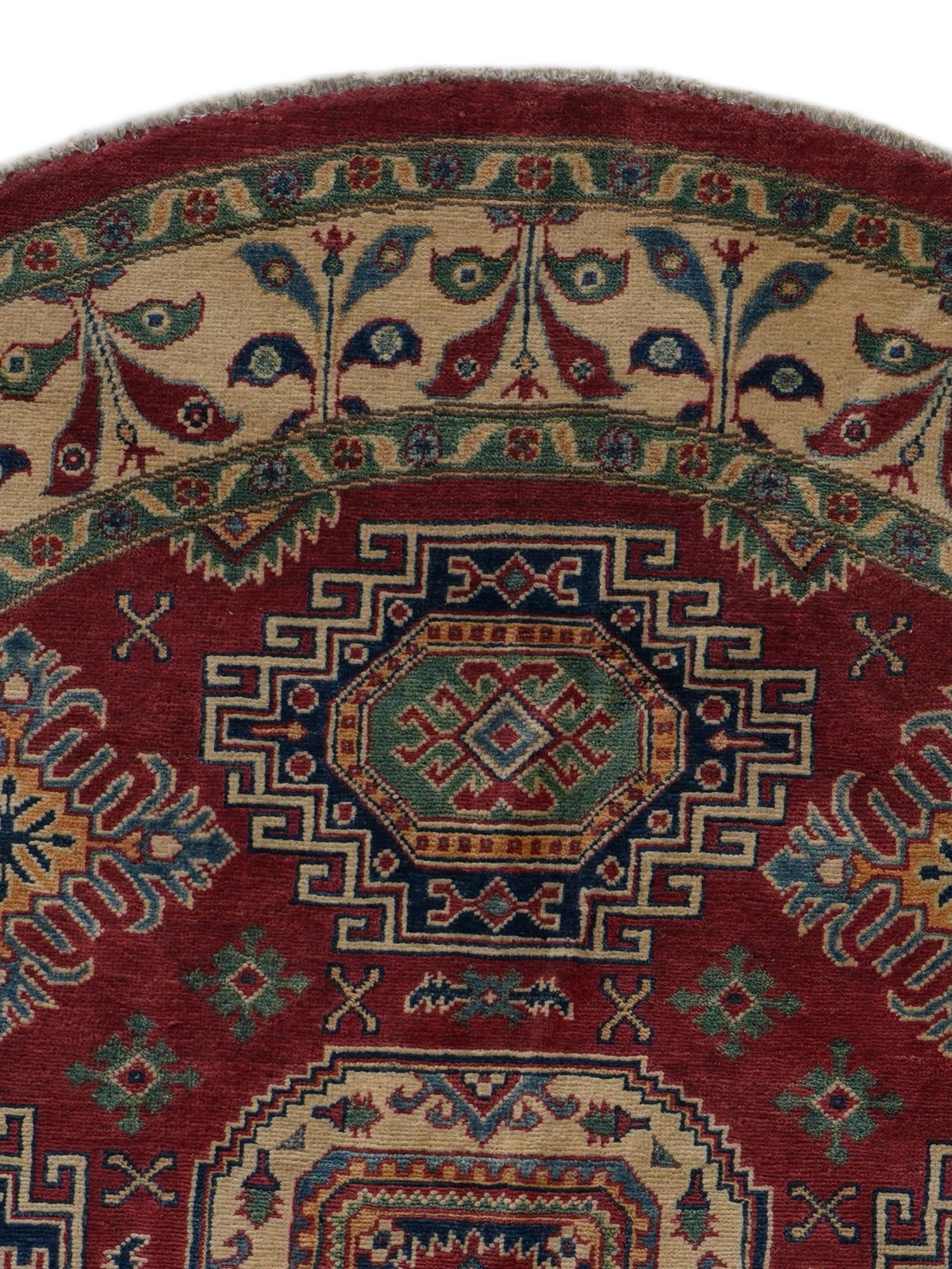 6' 6 x 6' 7 Hand Knotted Kazak Round Rug