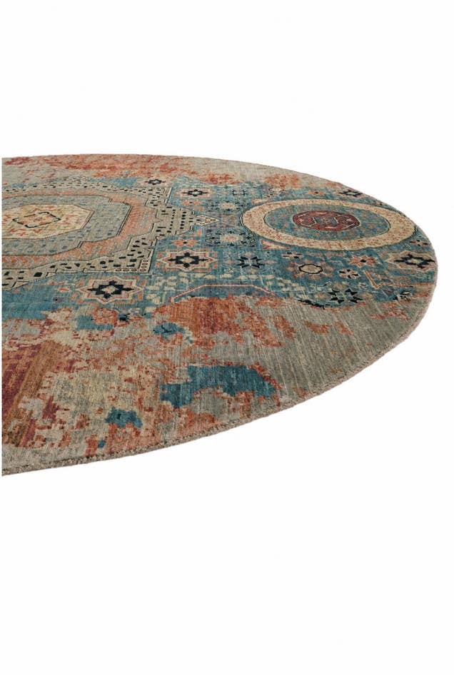 Detail image of 9' 8 x 9' 8 Hand Knotted Mamluk Ziegler Round Rug