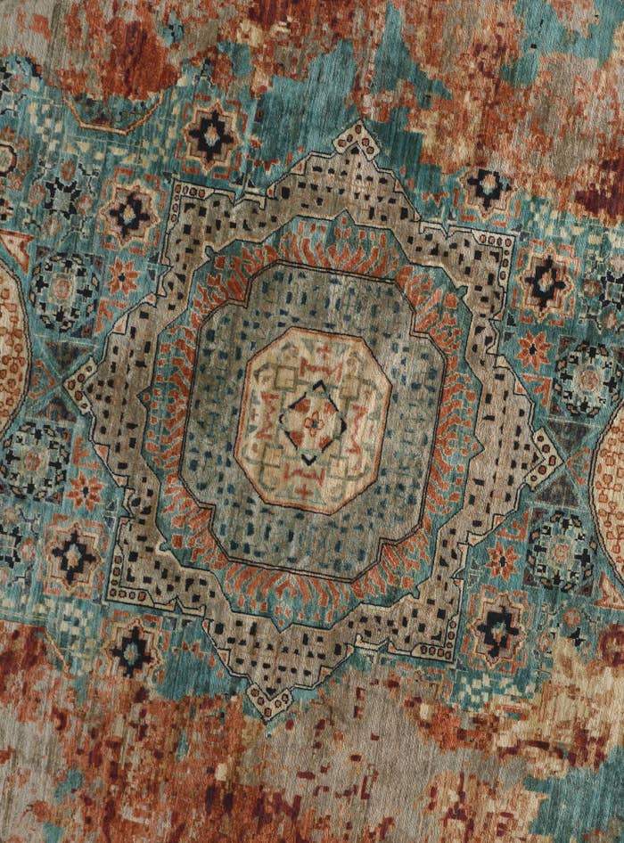 Detail image of 8' 1 x 8' 1 Hand Knotted Mamluk Ziegler Round Rug