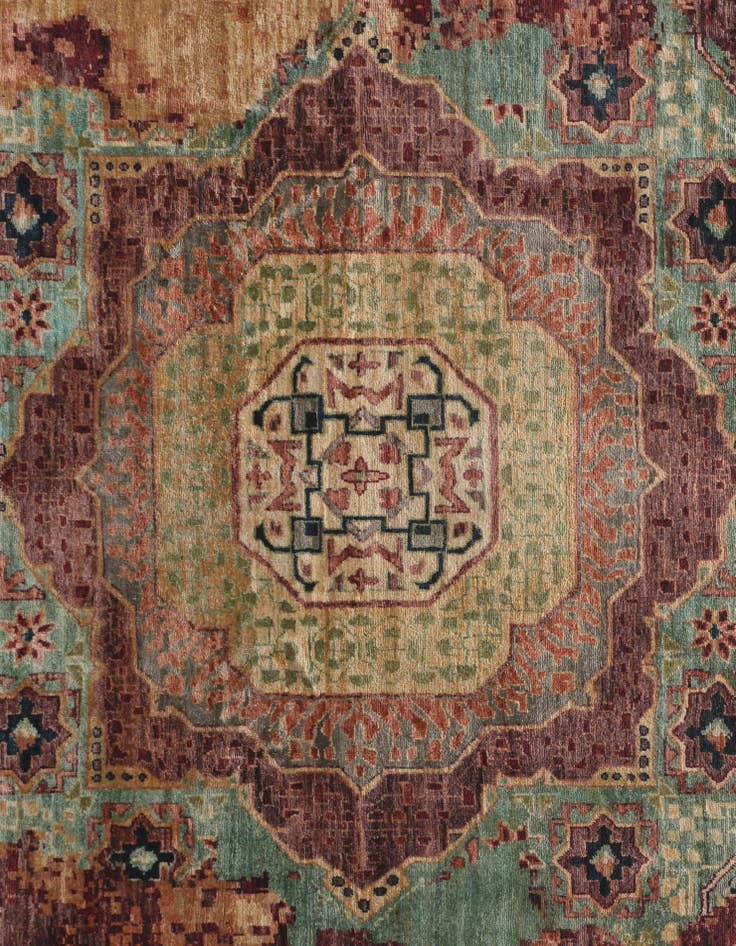 Detail image of 8' 1 x 8' 2 Hand Knotted Mamluk Ziegler Round Rug