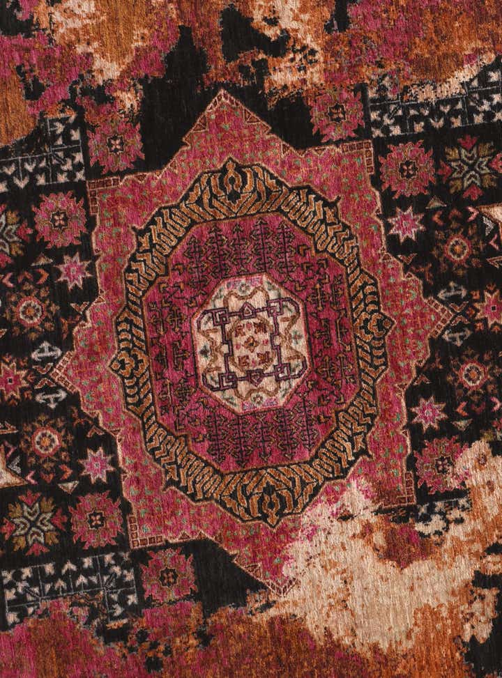 7' 5 x 7' 6 Hand Knotted Mamluk Ziegler Round Rug