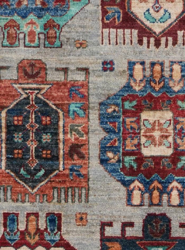 Detail image of 2' 10 x 9' 1 Hand Knotted Ariana Ziegler Runner Rug