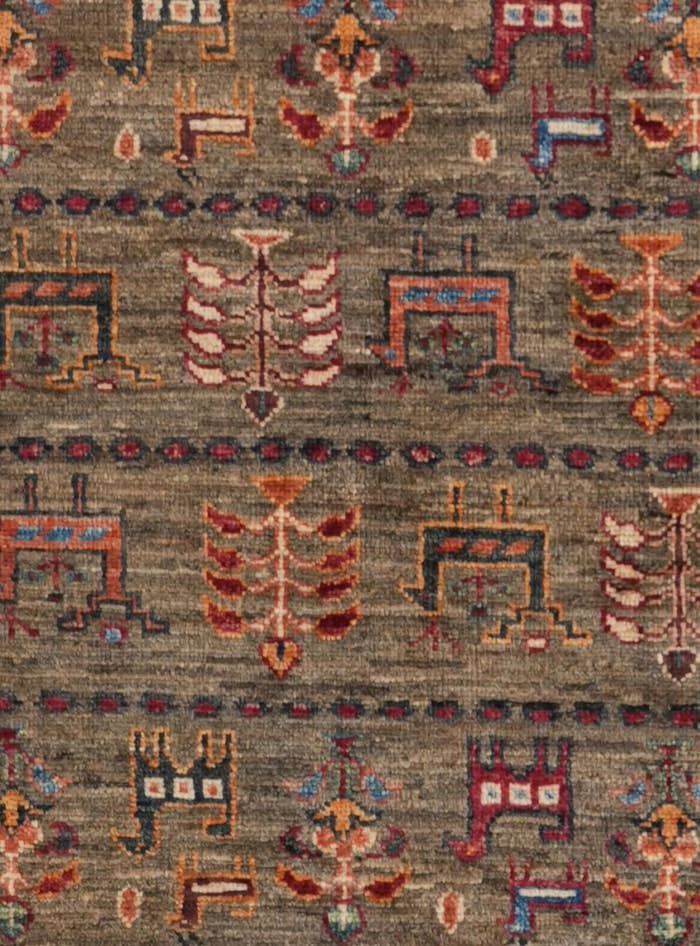 Detail image of 2' 11 x 9' 7 Hand Knotted Ariana Ziegler Runner Rug