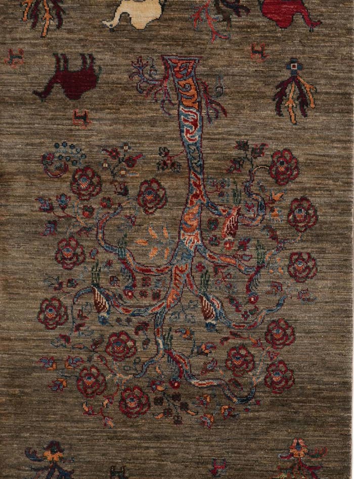 Detail image of 2' 8 x 11' 3 Hand Knotted Ariana Ziegler Runner Rug