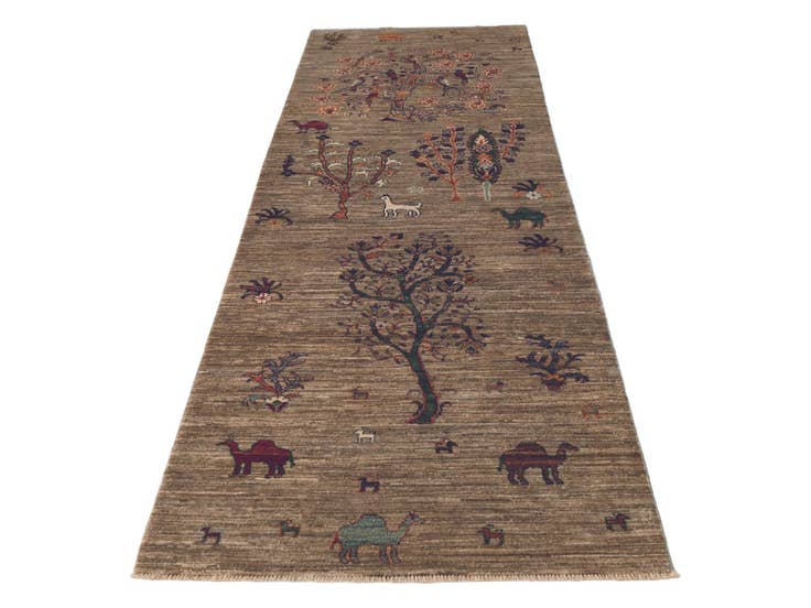 Detail image of 2' 9 x 9' 5 Hand Knotted Ariana Ziegler Runner Rug