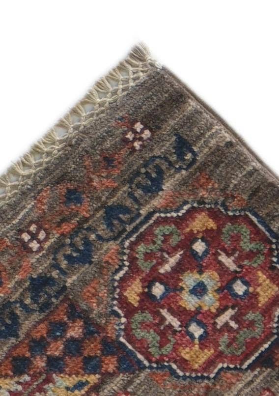 Detail image of 2' 9 x 10' Hand Knotted Mamluk Ziegler Runner Rug