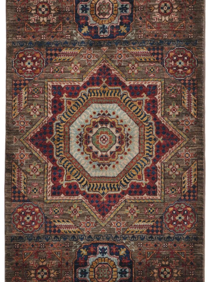Detail image of 2' 9 x 10' Hand Knotted Mamluk Ziegler Runner Rug