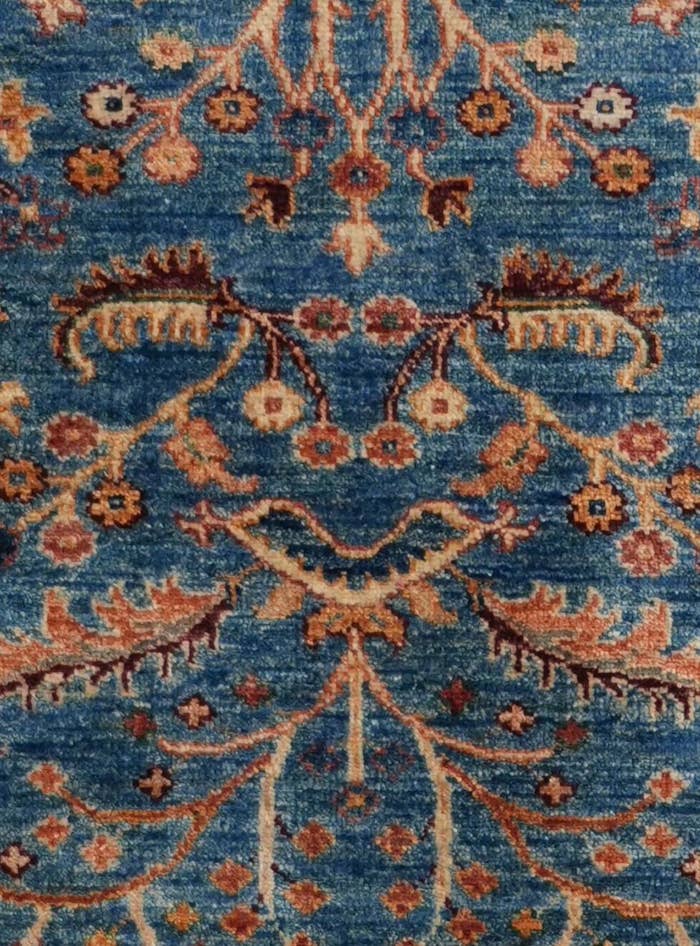 Detail image of 2' 7 x 9' 7 Hand Knotted Ziegler Runner Rug