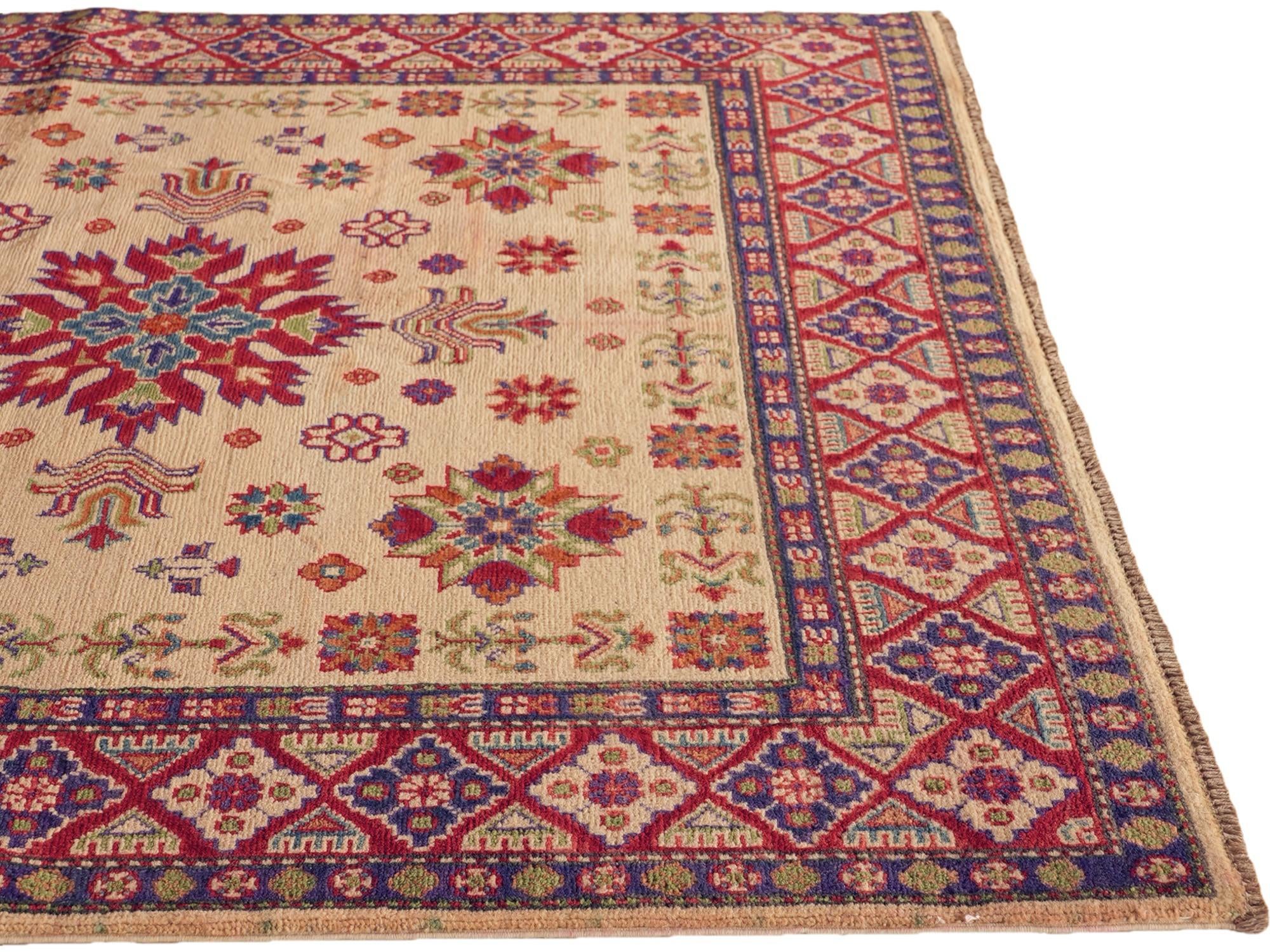 Detail image 4 of 8: 4' 10 x 4' 10 Hand Knotted Kazak Square Rug