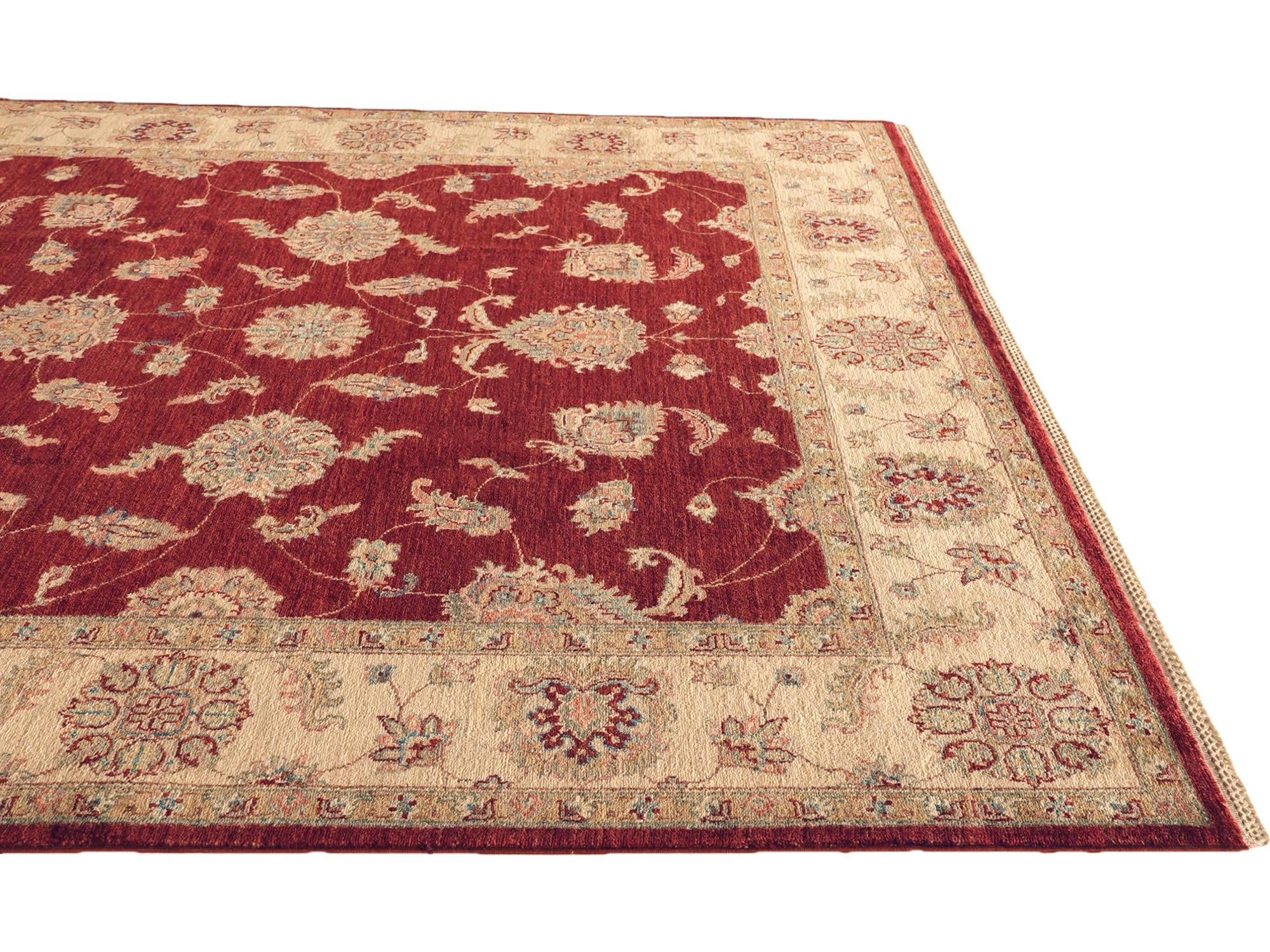 Detail image 6 of 10: 6' 8 x 6' 9 Hand Knotted Ziegler Square Rug