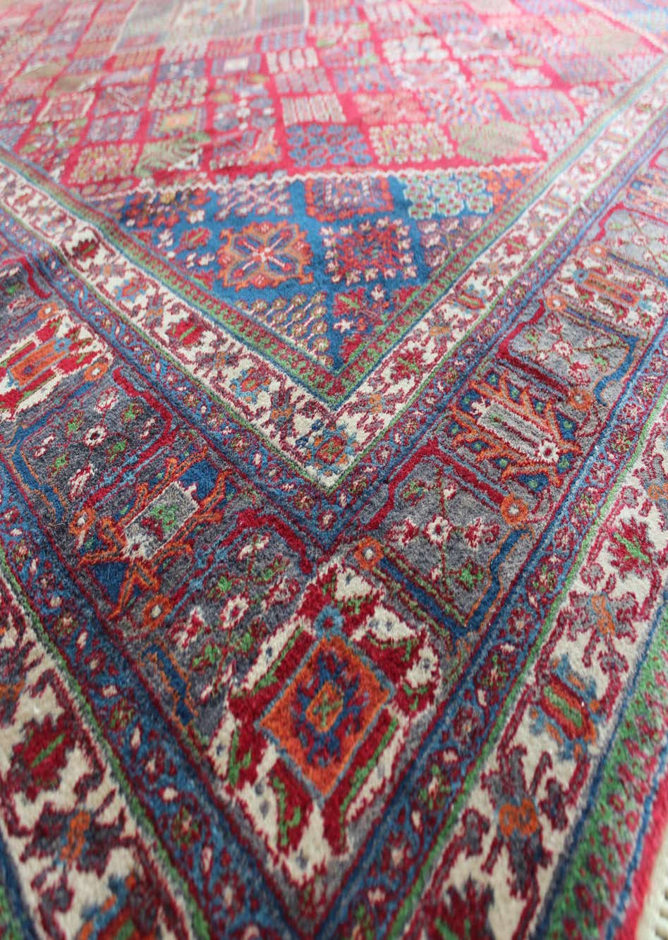 red-8-4-x-11-9-hand-knotted-maymeh-persian-wool-rug-esalerugs
