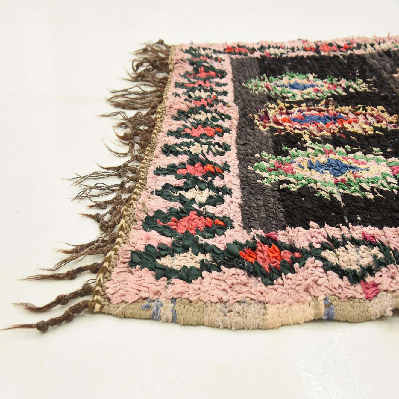 Multicolor 4' 4 x 8' Hand Knotted Moroccan Wool Rug eSaleRugs