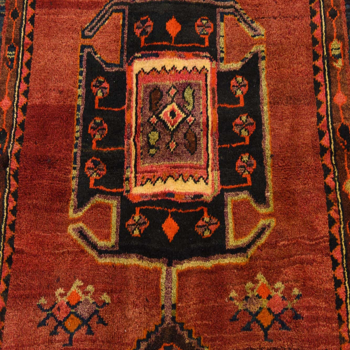 Red 4' 5 x 8' Hamedan Persian Rug eSaleRugs