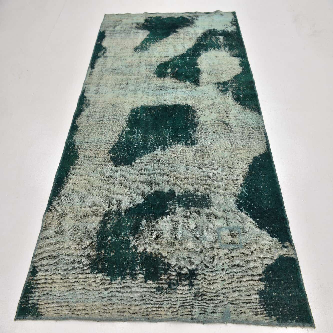 Hunter Green 4' 8 x 7' 7 Ultra Vintage Persian Rug