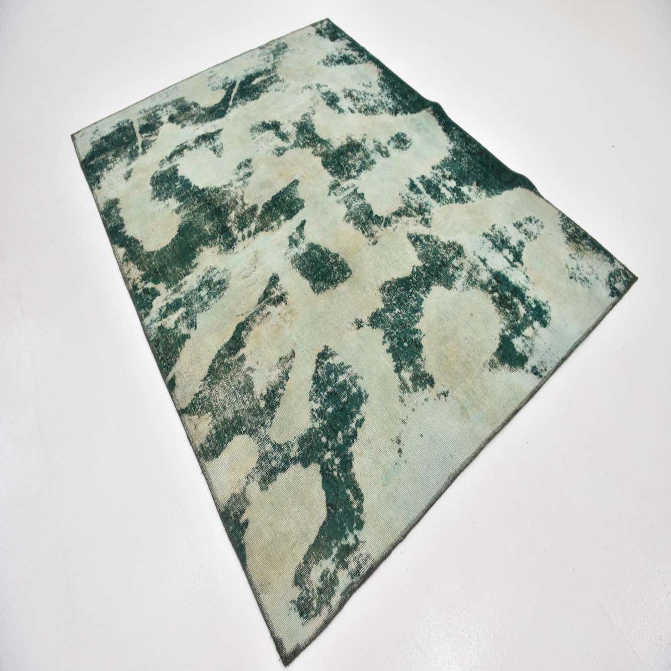 Hunter Green 5' 9 x 7' 7 Ultra Vintage Persian Rug