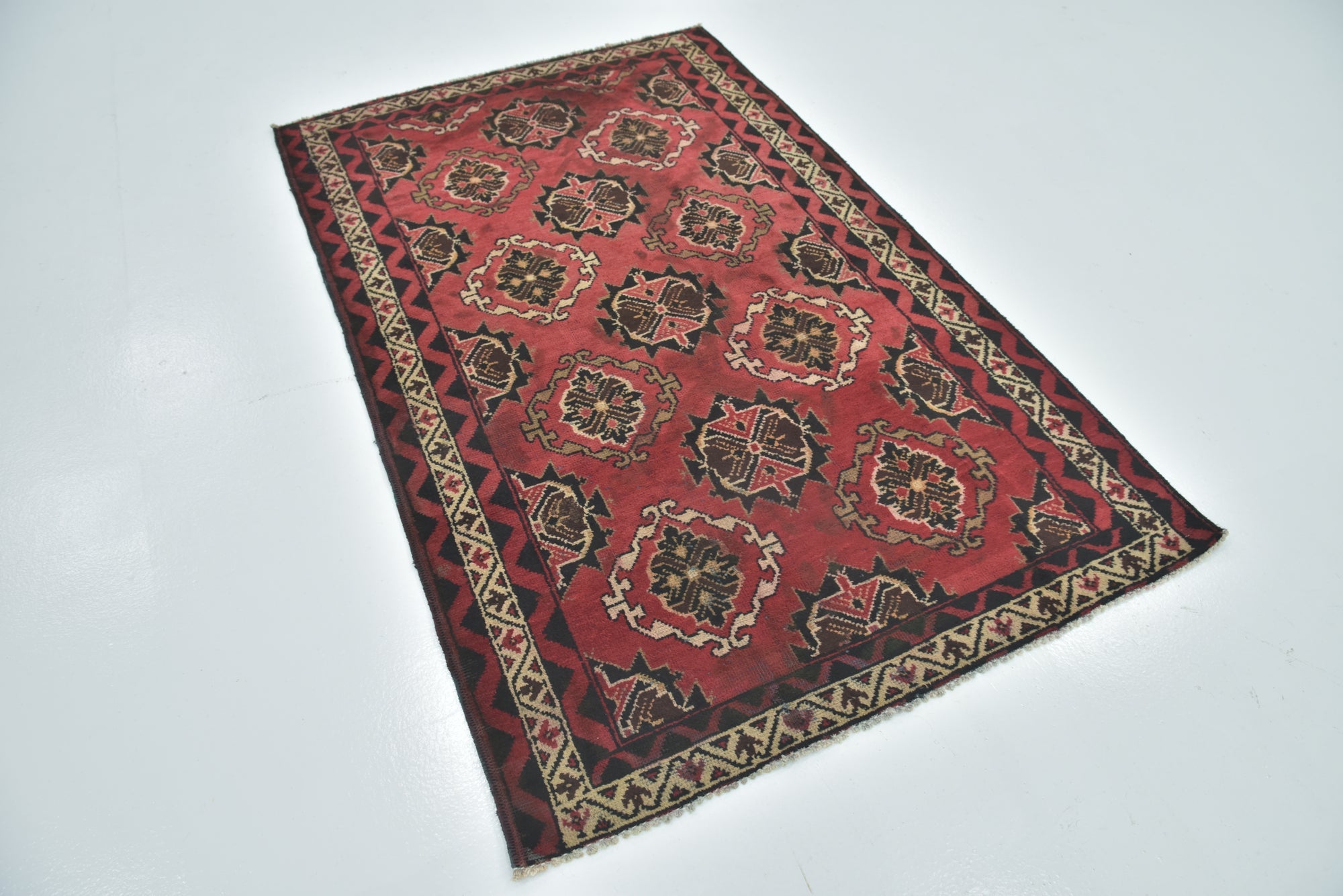 122cm x 195cm Ferdos Persian Rug
