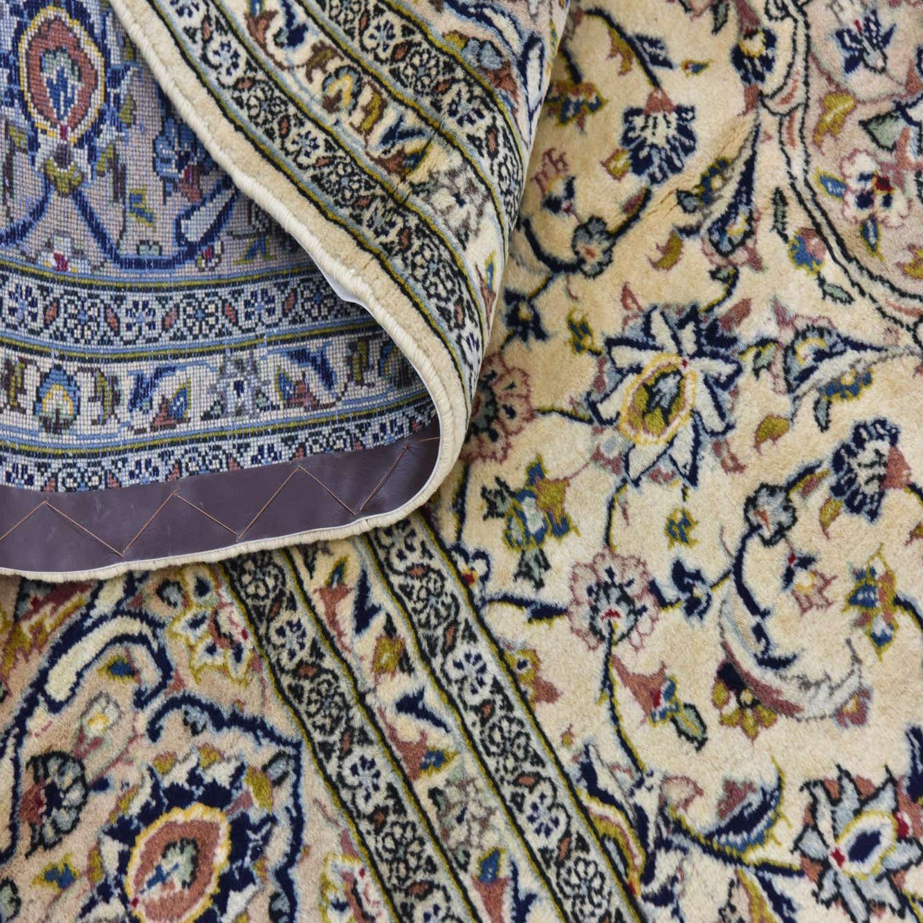 Cream 8' x 11' 10 Kashan Persian Rug