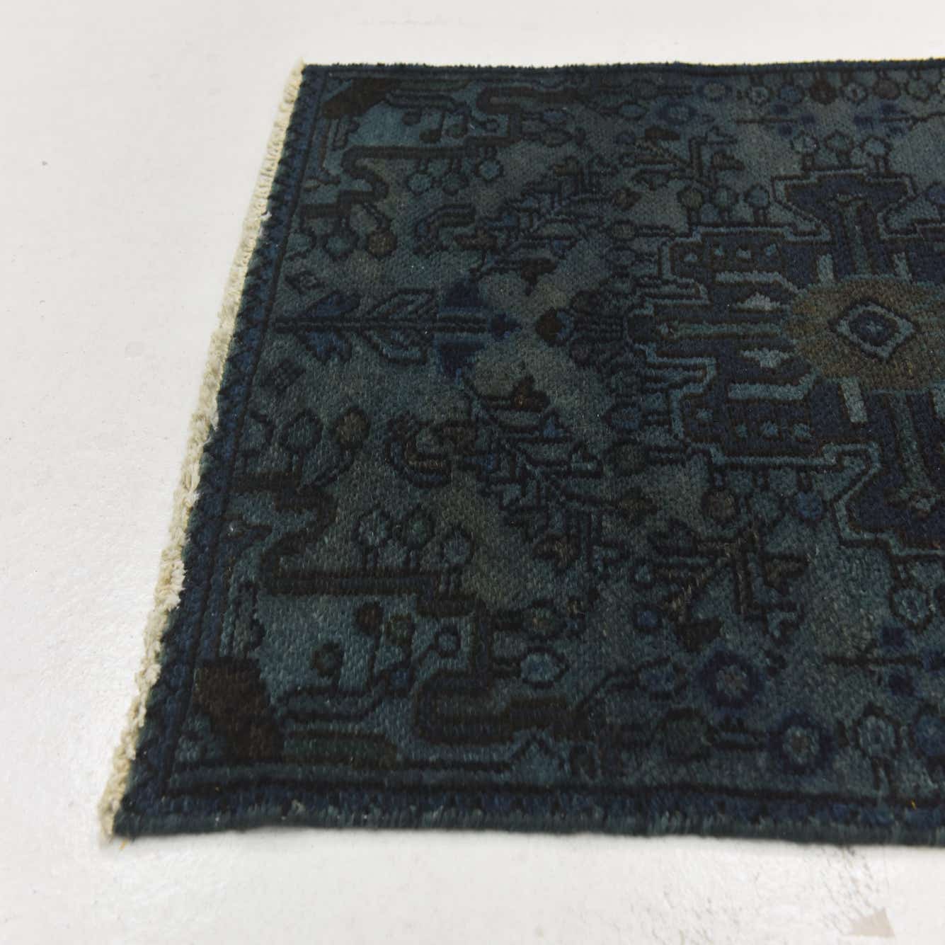 Hunter Green 2' 5 x 9' Ultra Vintage Persian Runner Rug