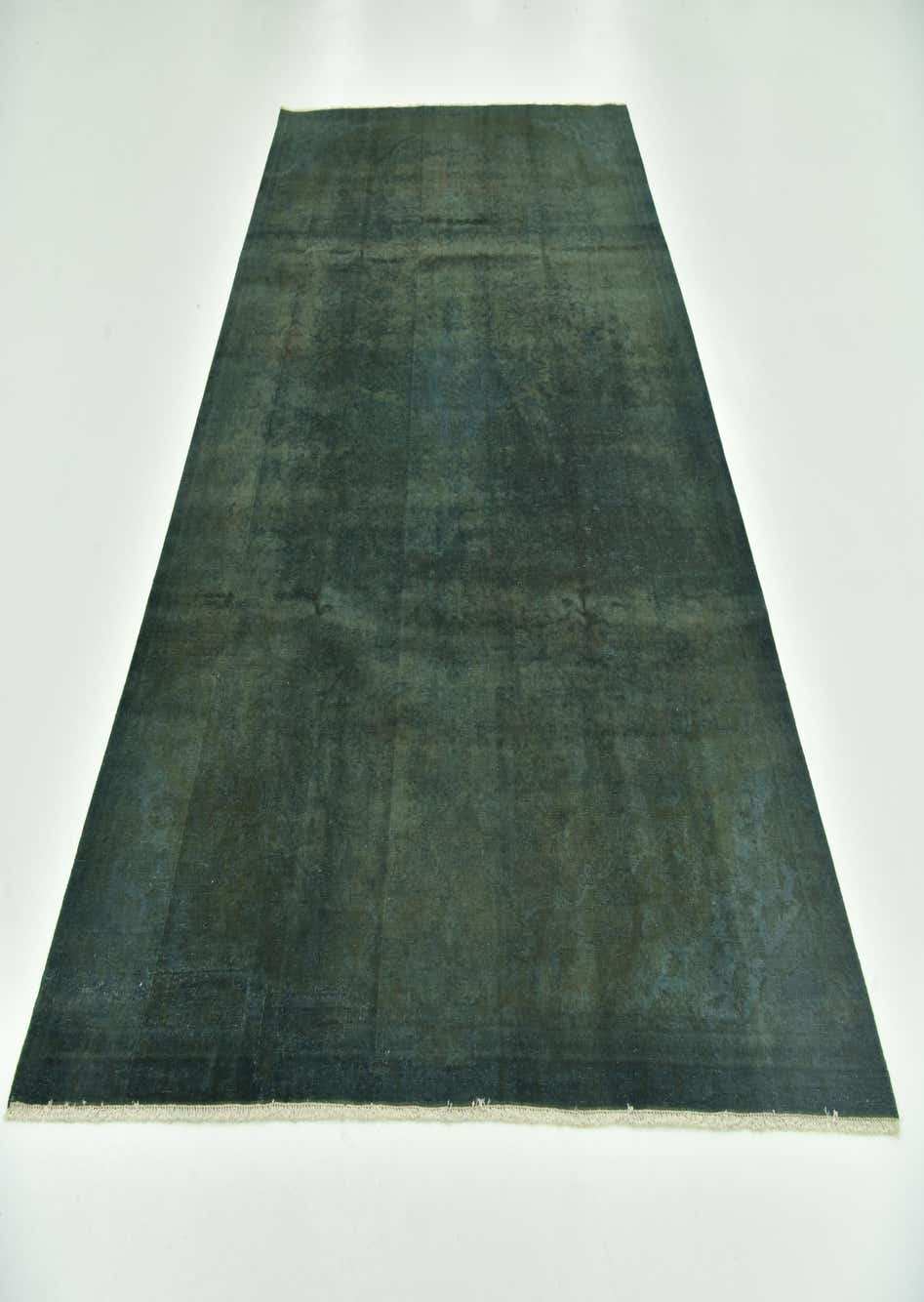 Hunter Green 6' 4 x 10' 2 Ultra Vintage Persian Rug