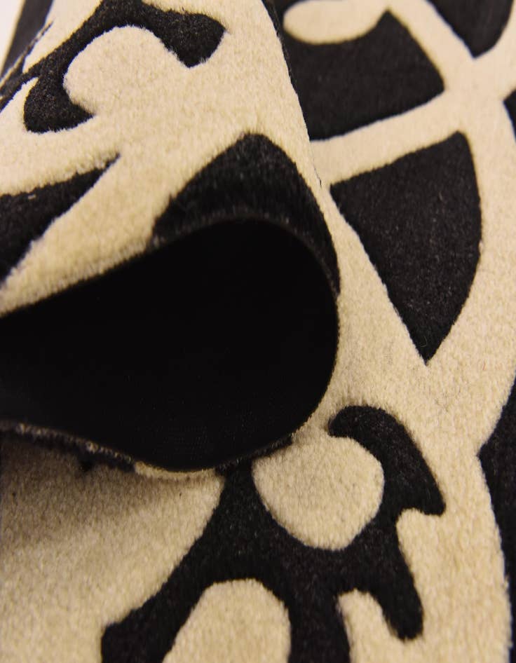 Detail image of 2' 2 x 3' 3 Doormat