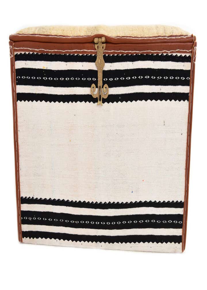 1' 3 x 2' 5 Hand Knotted Furniture Trunk