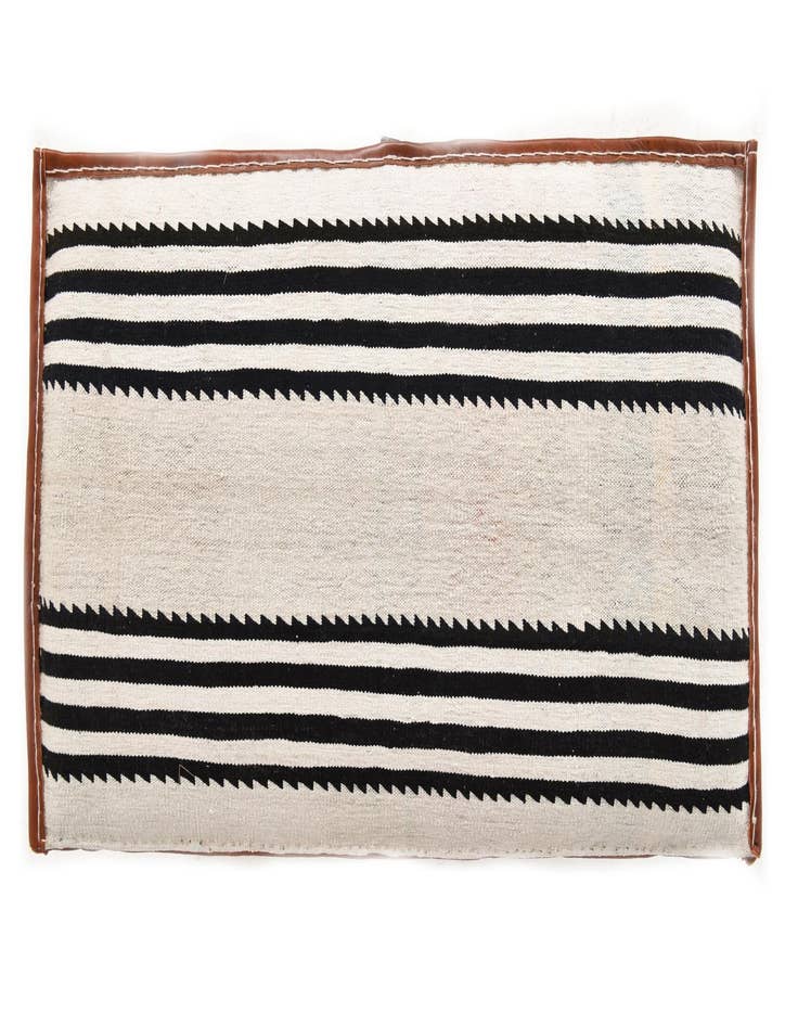 Detail image of 1' 7 x 3' 1  Hand Knotted Furniture Trunk