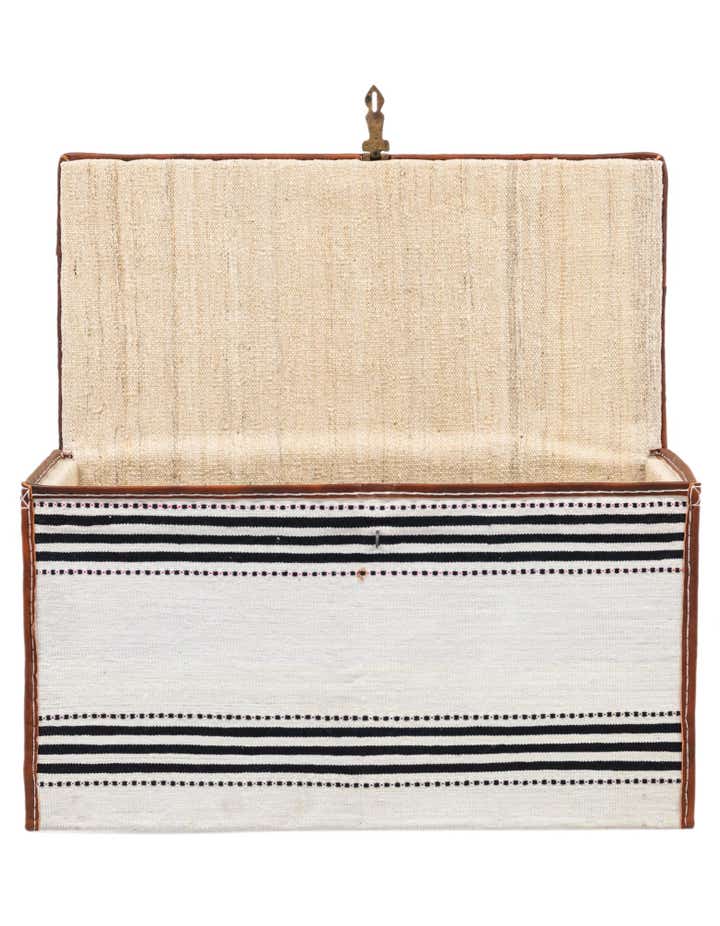 1' 6 x 3' 1 Hand Knotted Furniture Trunk