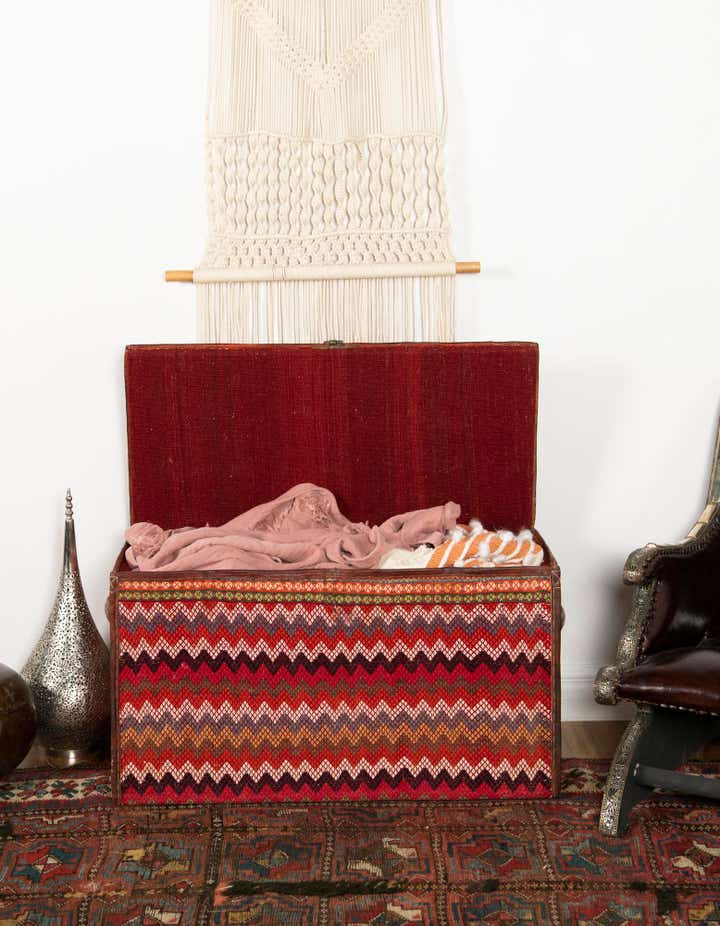 1' 7 x 3' Hand Knotted Furniture Trunk