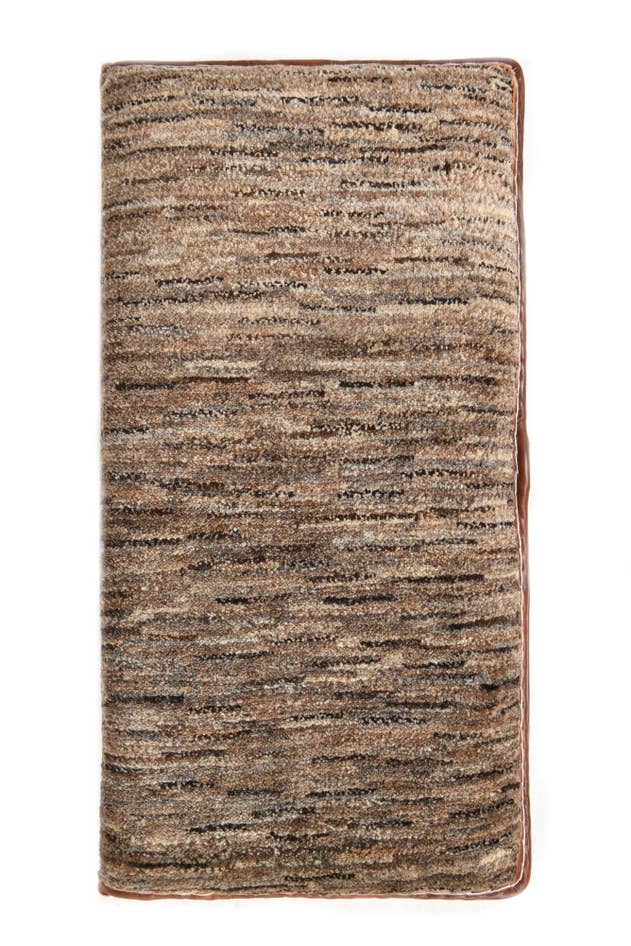 Detail image of 1' 2 x 2' 5 Hand Knotted Furniture Trunk