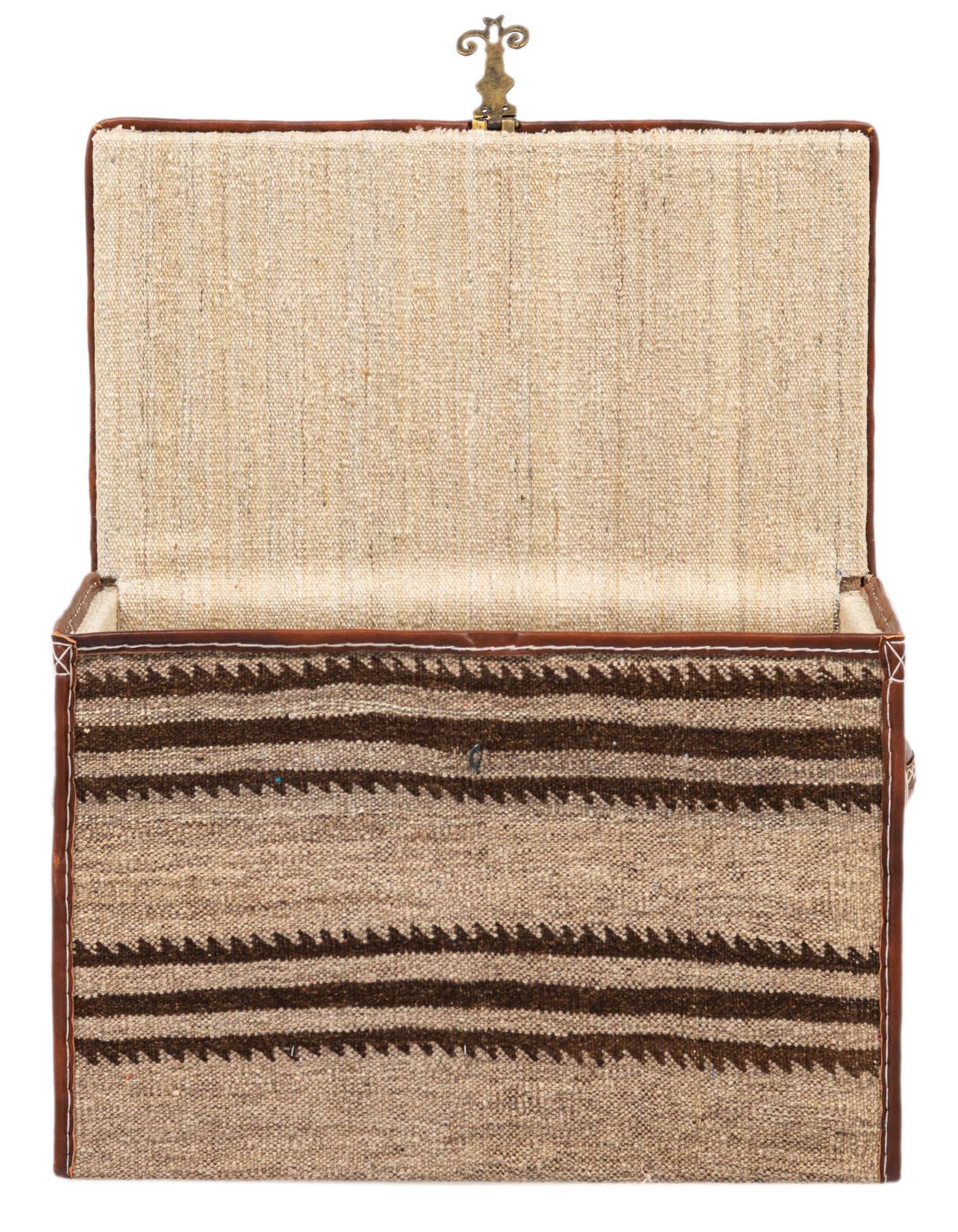 Primary image 1' 2 x 2' 5 Hand Knotted Furniture Trunk