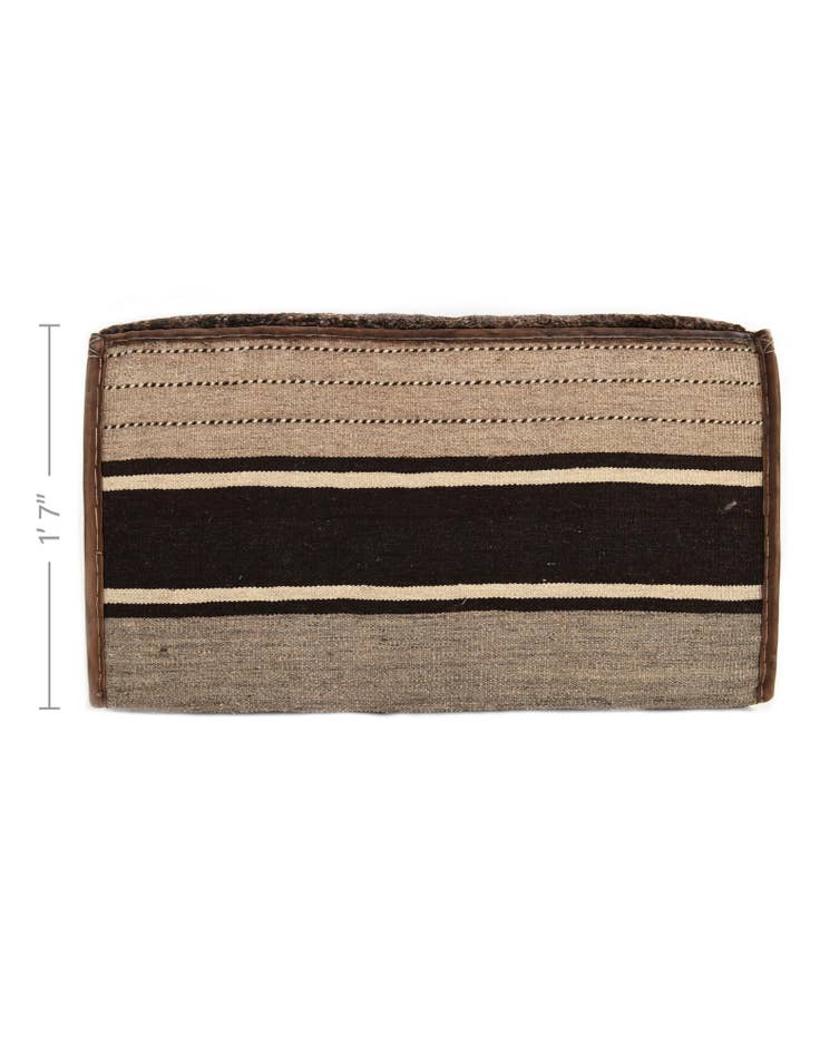 Detail image of 1' 7 x 2' 9 Hand Knotted Furniture Trunk