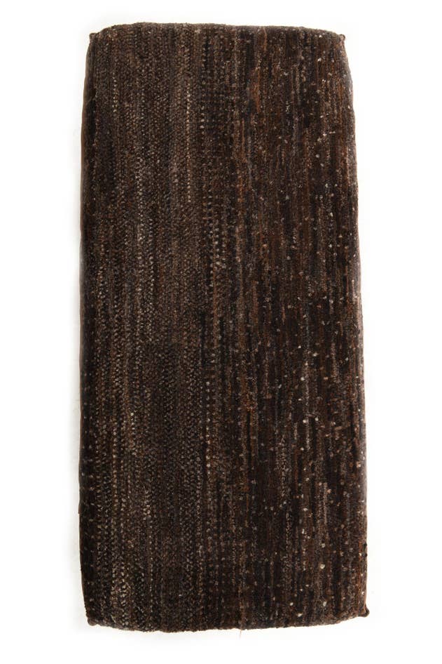 Detail image of 1' 6 x 3' 3 Hand Knotted Furniture Trunk