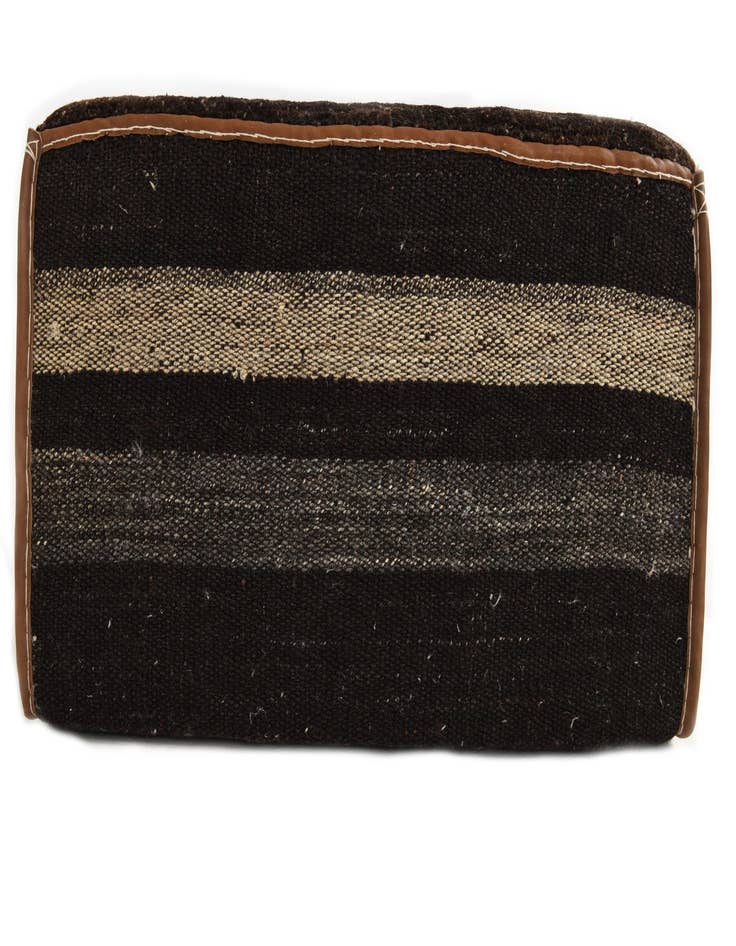 Detail image of 1' 6 x 3' 3  Hand Knotted Furniture Trunk