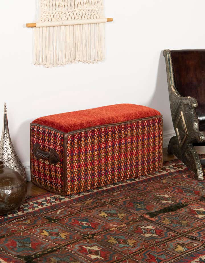 1' 4 x 2' 10 Hand Knotted Furniture Trunk