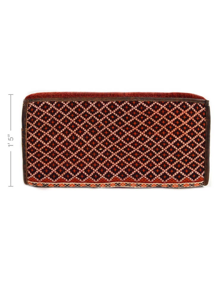 Detail image of 1' 5 x 3' Hand Knotted Furniture Trunk