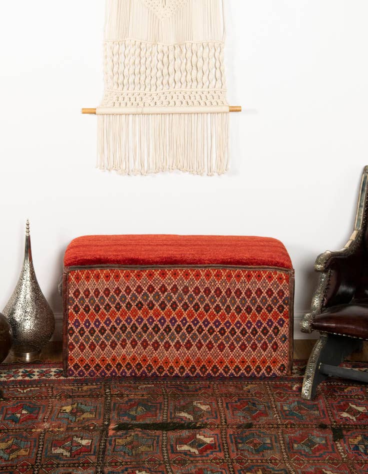 Detail image of 1' 7 x 3' 2 Hand Knotted Furniture Trunk