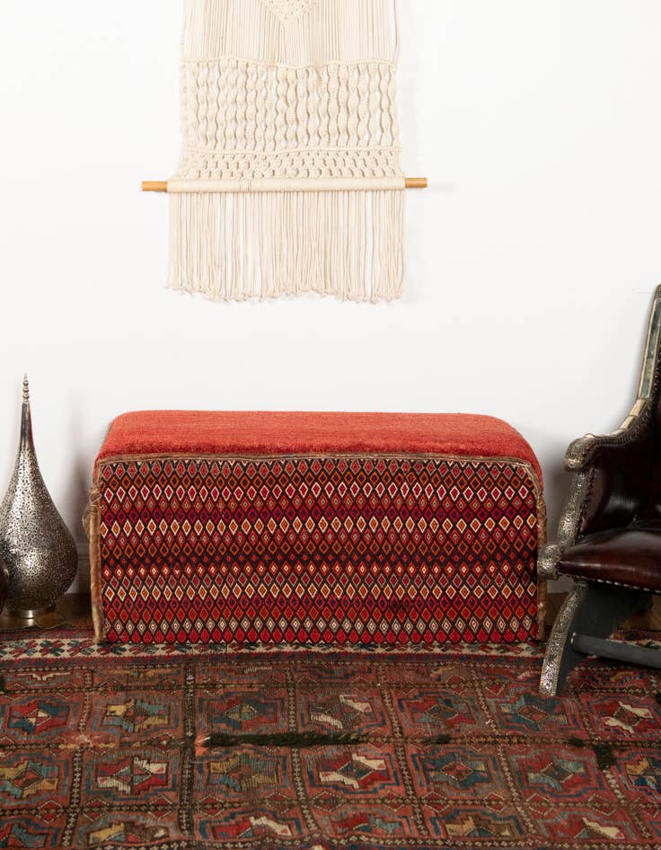 Detail image of 1' 5 x 3' 6 Hand Knotted Furniture Trunk