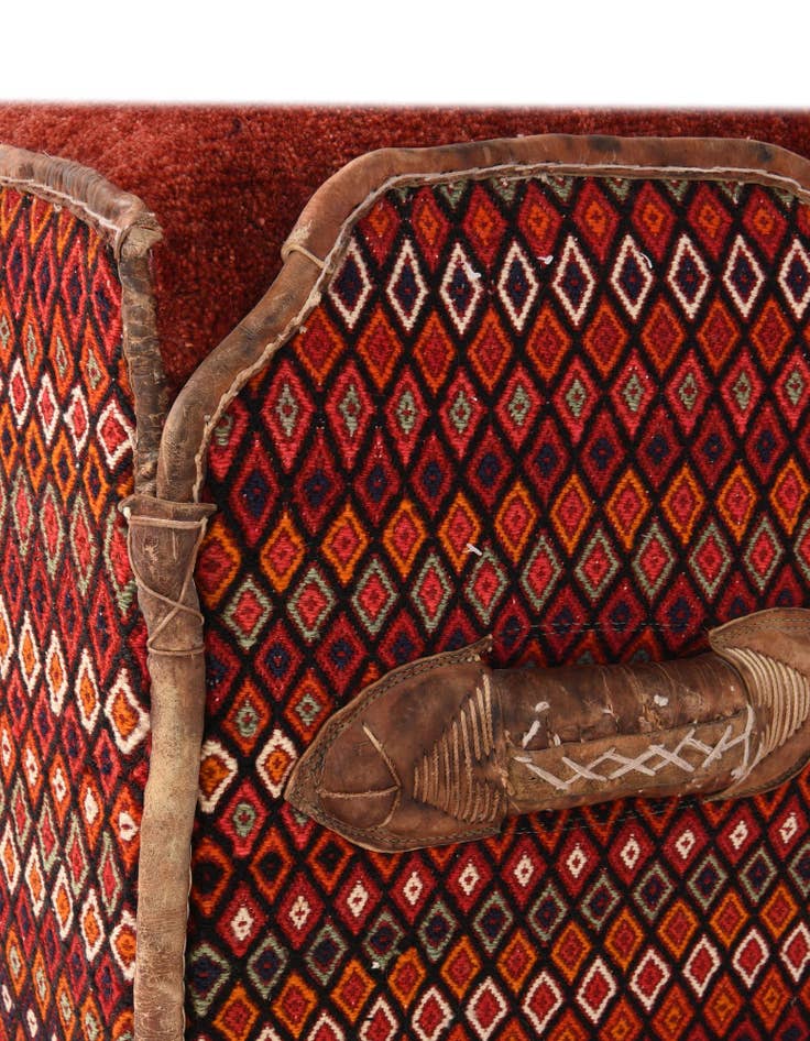 Detail image of 1' 5 x 3' 6 Hand Knotted Furniture Trunk