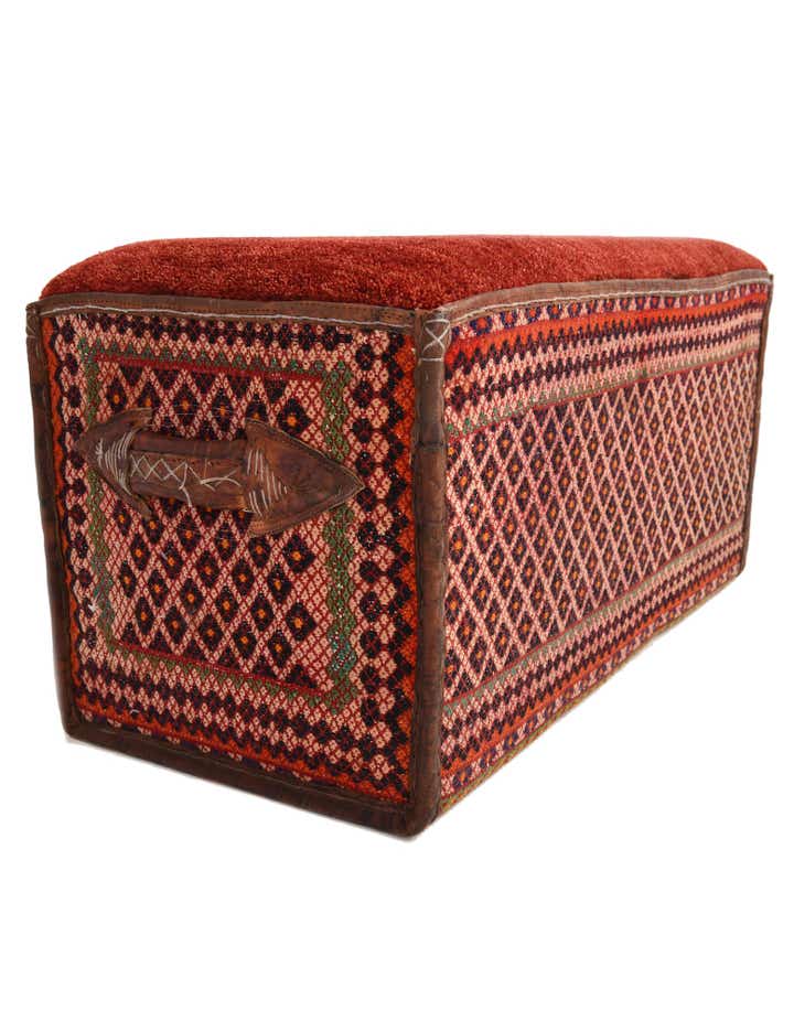 1' 5 x 2' 10 Hand Knotted Furniture Trunk