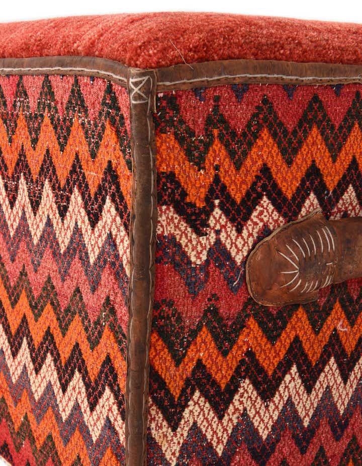 1' 6 x 3' Hand Knotted Furniture Trunk