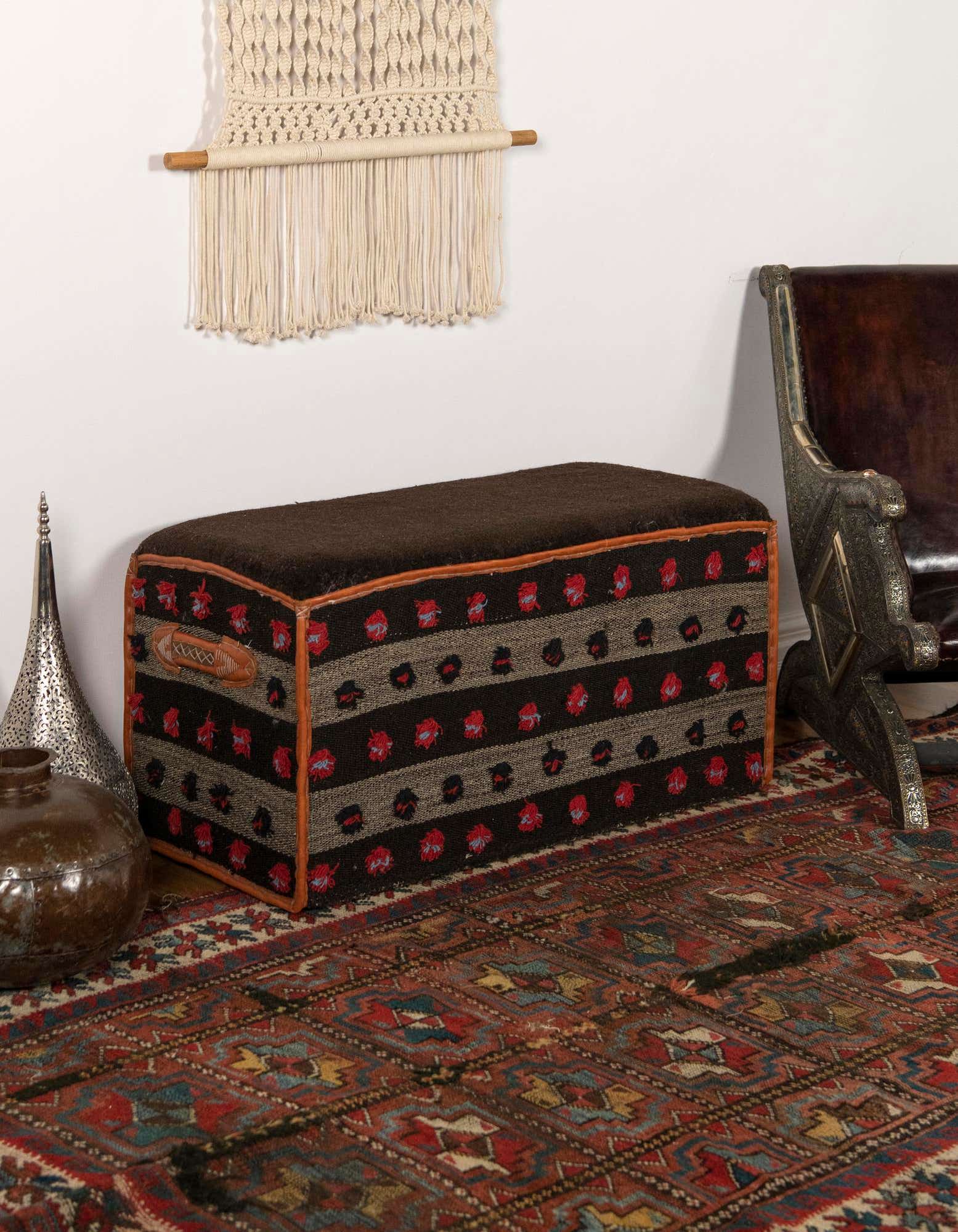 1' 6 x 3' 3 Hand Knotted Furniture Trunk