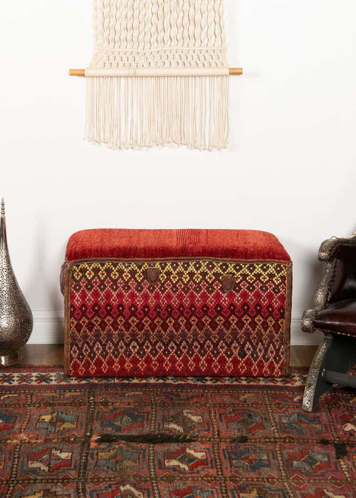 1' 6 x 2' 10 Hand Knotted Furniture Trunk