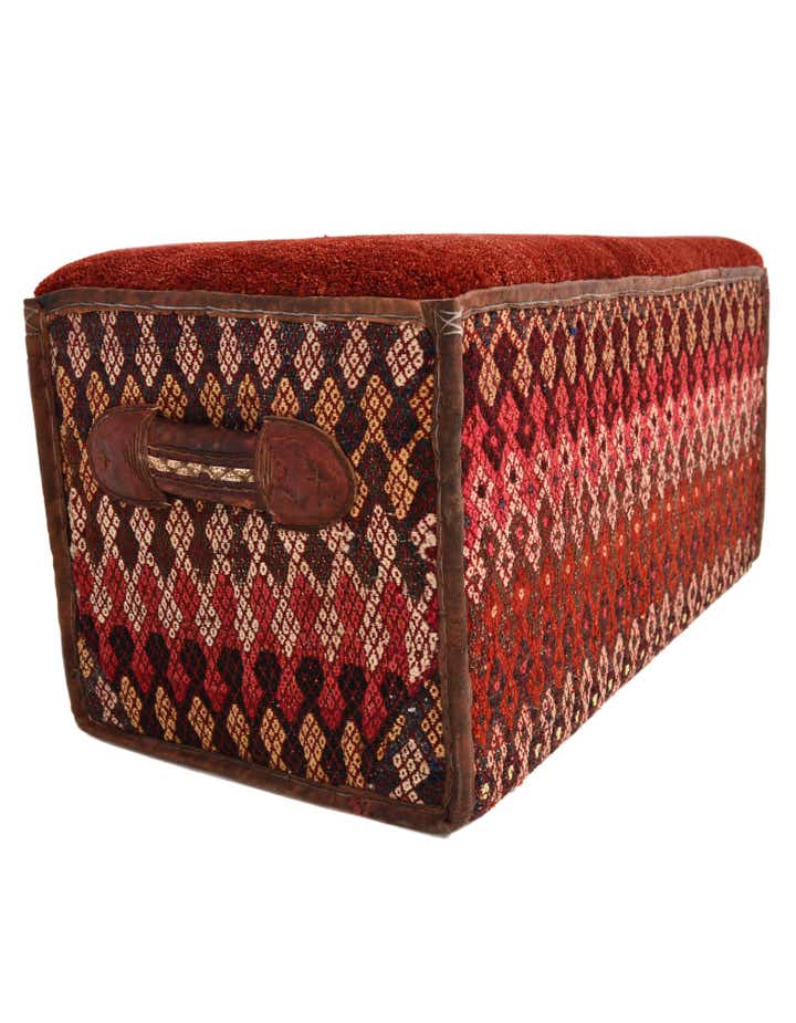 1' 6 x 2' 10 Hand Knotted Furniture Trunk