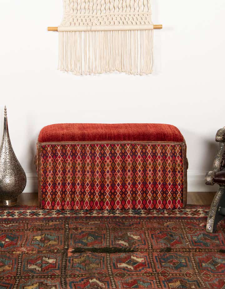 1' 4 x 3' Hand Knotted Furniture Trunk